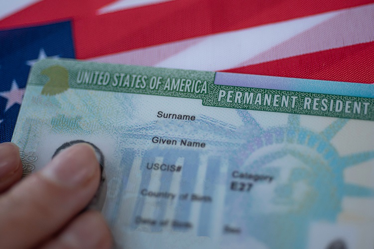 Residência permanente legal (green card) por meio do visto EB-3