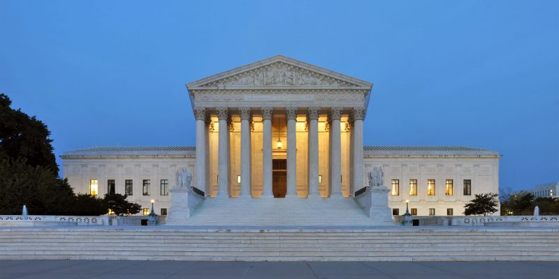 Panorama_of_United_States_Supreme_Court_Building_at_Dusk (1)